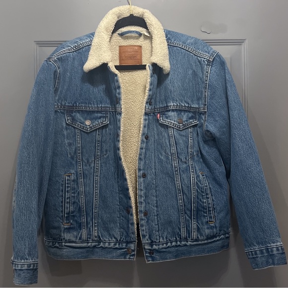 Medium Levi Sherpa Lined Jean Jacket - Picture 2 of 4